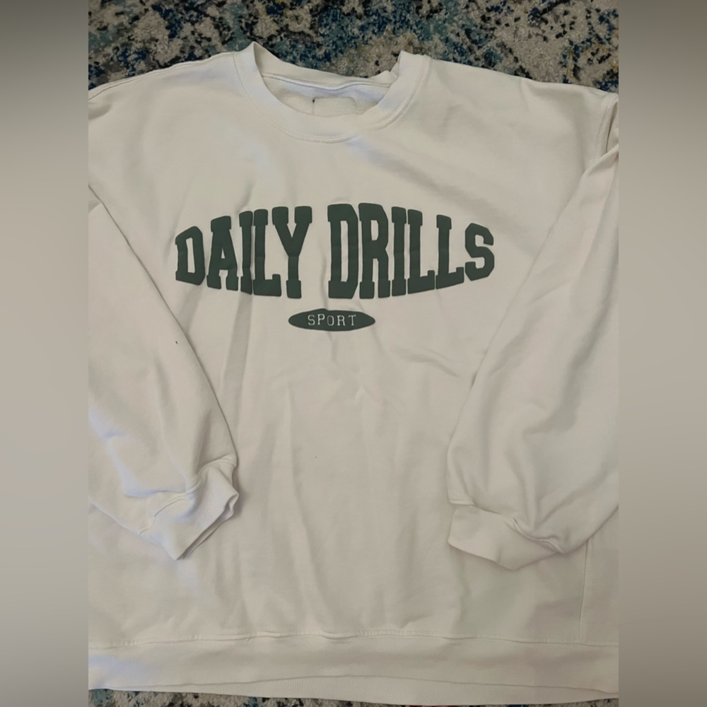 DAILY DRILLS OVERSIZED SPORT CREW SIZE XS/S